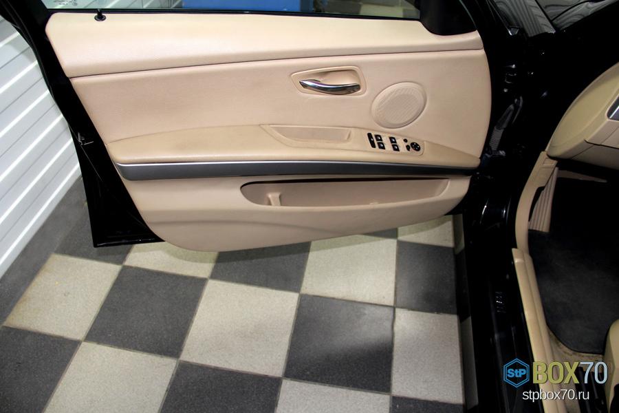 Шумоизоляция BMW 320i. Двери в сборе после шумоизоляции