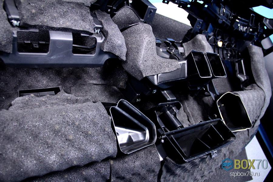 Шумоизоляция панели Honda CR-V с помощью материала StP Biplast Premium